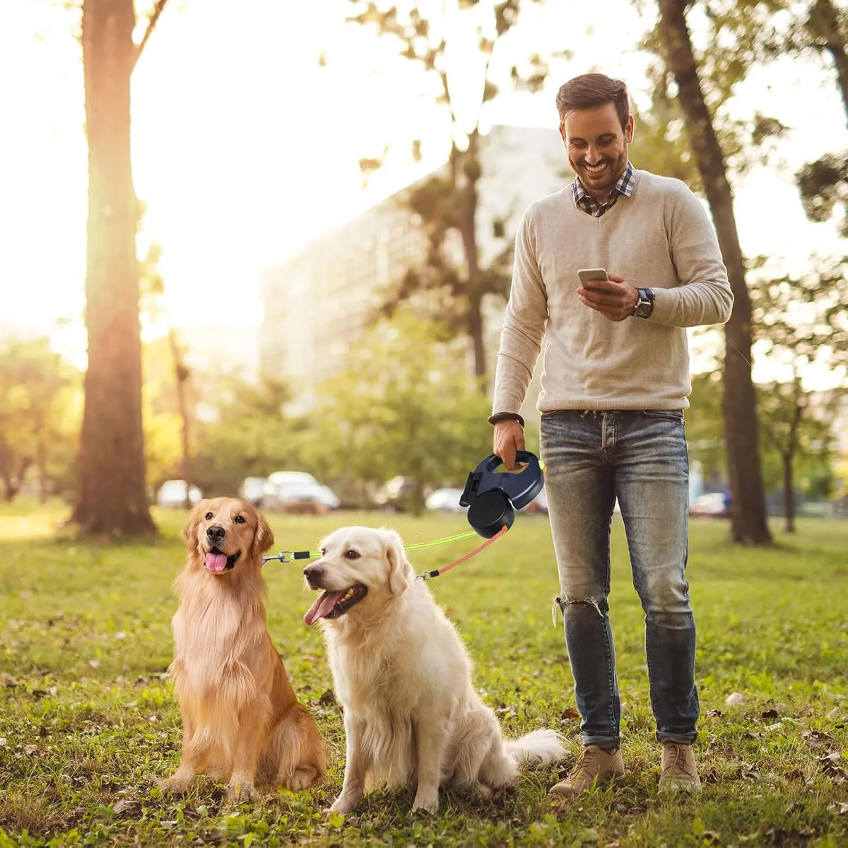 Dual Retractable Dog Leash — 360° Swivel for Two Dogs