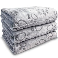 Flannel Dog Blankets 3-Pack — Washable Pet Blankets ChicFind